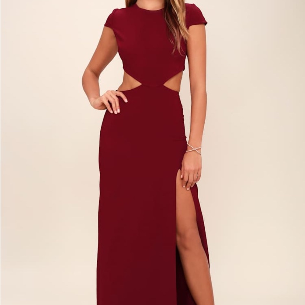 Lulus Burgundy Open-Back Maxi Gown – NWOT, Elegant Slit, Never Worn - Picture 2 of 10